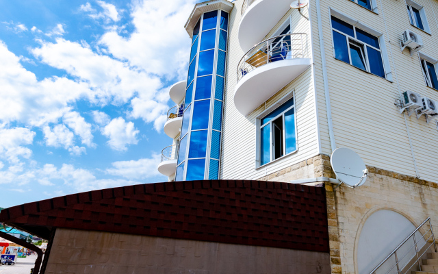 Bayazet Hotel