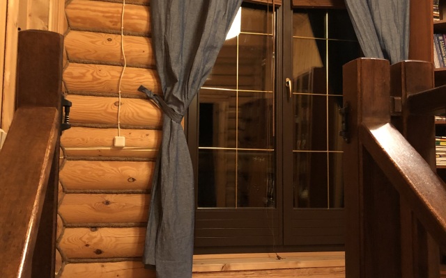 Гостевой Дом с Клёвой Рыбалкой в Своём Пруду, Около Реки