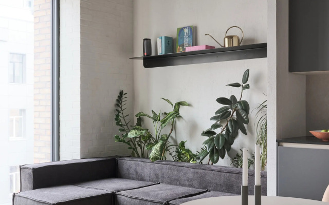 Апартаменты с панорамными окнами в центре Васильевского острова.