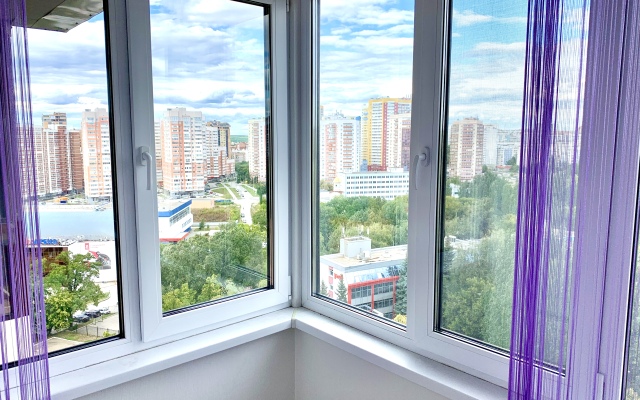 Studiya na 13-m Etazhe v ZHK Sovremennik Apartments