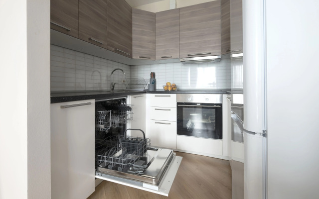 Апартаменты MMyhomeYourhome на Оптиков д34 к1