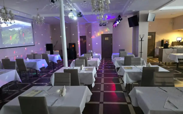 Metrotel Hotel