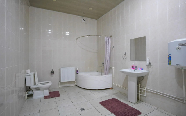 Luxe Hotel