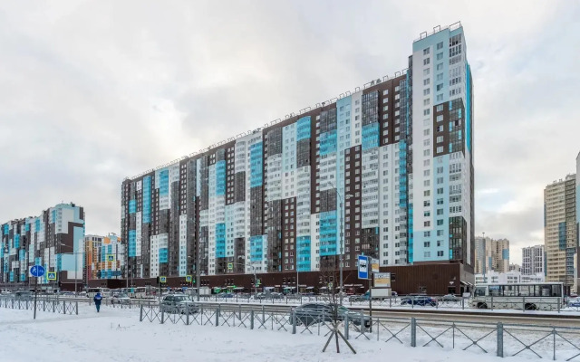 Na Komendantskom Prospekte 64k1 Apartments