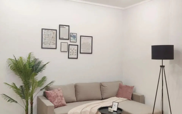 Yevrodvushka na Solnechnoy (Samara) Flat