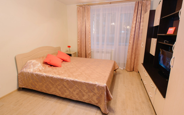 Апартаменты 9 Ночей на Матросова 3