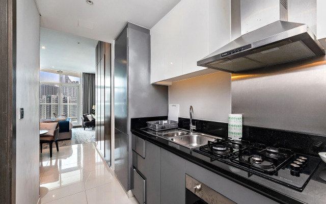 Апартаменты Dubai Canal view at DAMAC Maison Prive