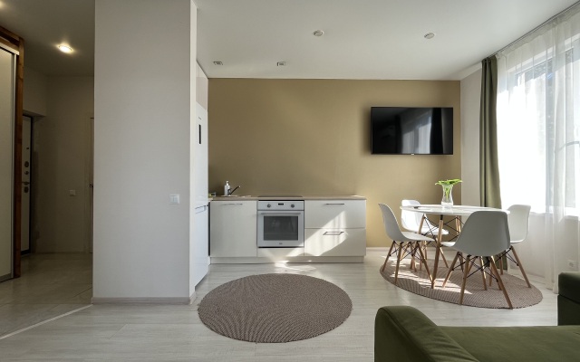 Uyutnaya Trekhkomnatnaya V Spalnom Rayone Flat