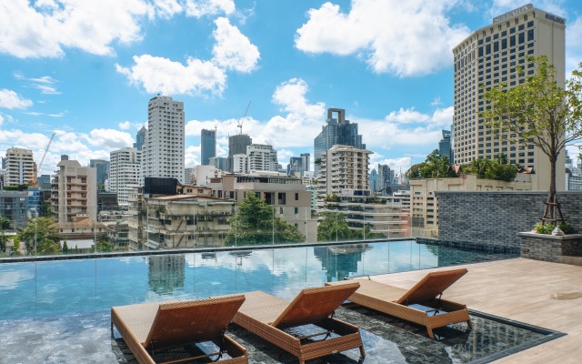 The Coach Hotel Sukhumvit / Asok BTS Bangkok by Compass Hospitality