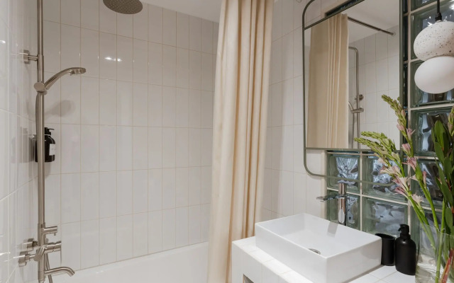 Апартаменты Душевно на Новолучанской 26.2