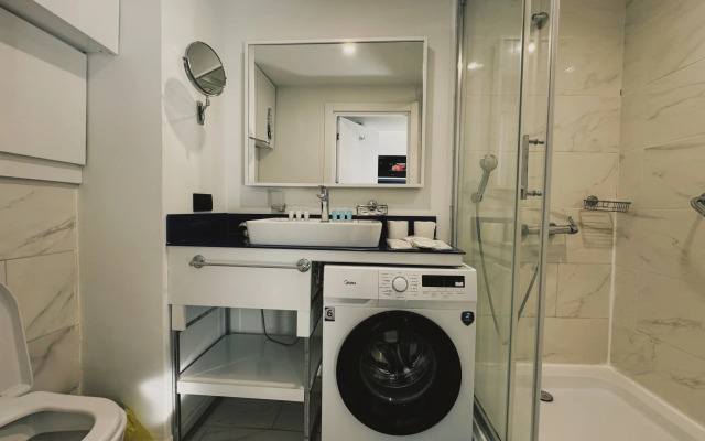 Marvella Hotel Orbi City 27th floor Apartments