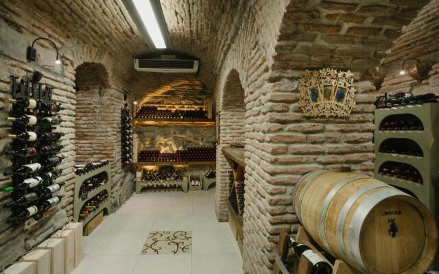Vinotel Boutique Hotel