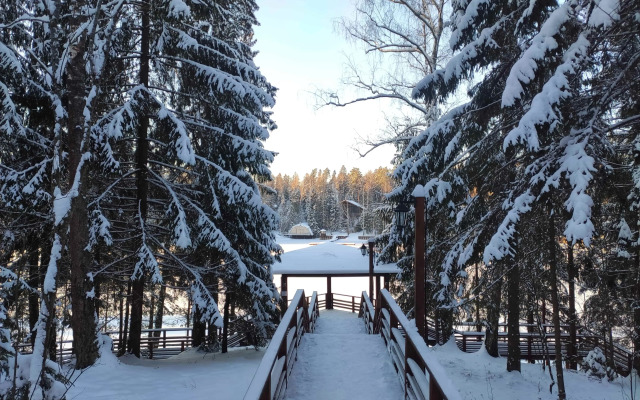 Отель Истра Холидей