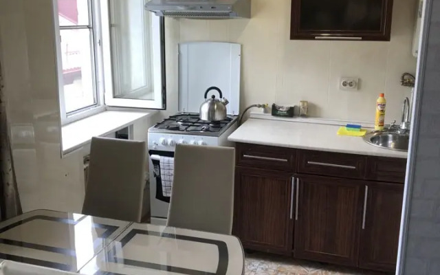 2-Kh Komnatnaya V Kurortnoy Zone G. Zheleznovodsk Flat
