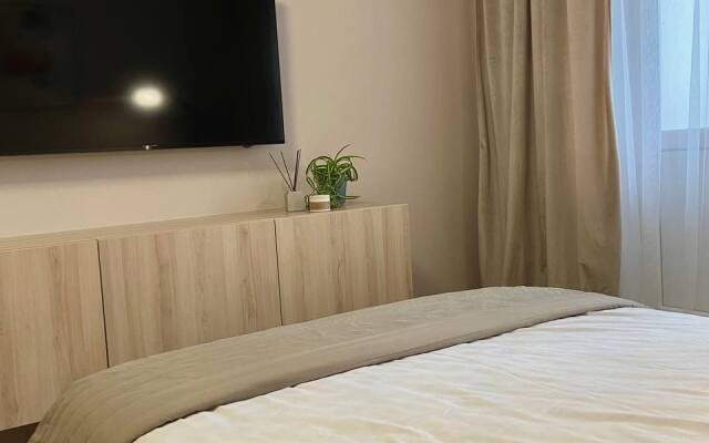 Uyutnaya V Terrakotovom Ottenke Flat