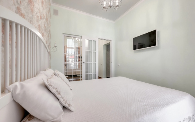 Krasivyi v stile "Provans" u morya v ZhK "Barselona Park" Apartment