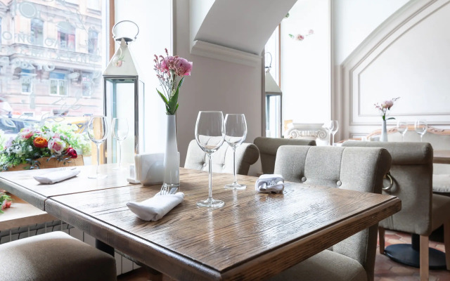 Aston Boutique-Hotel
