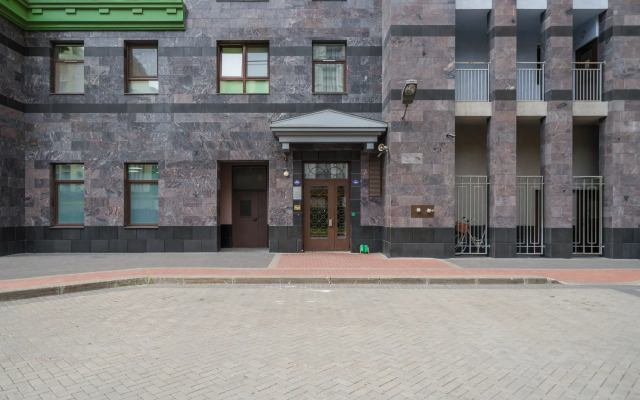 V Tsentre u metro Apartments