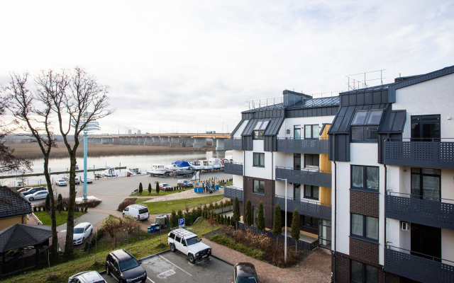 Marina Beach Apartments