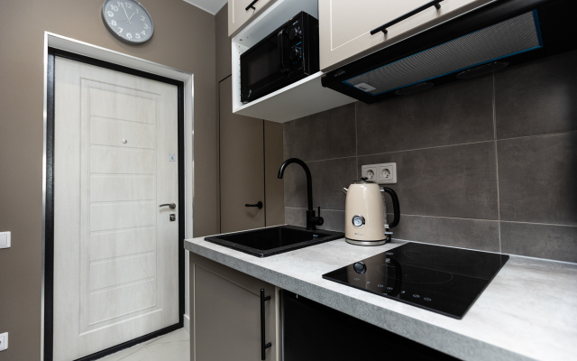 Апартаменты Байрес 365/3