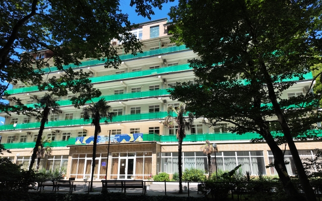 Yuzhnyij Hotel