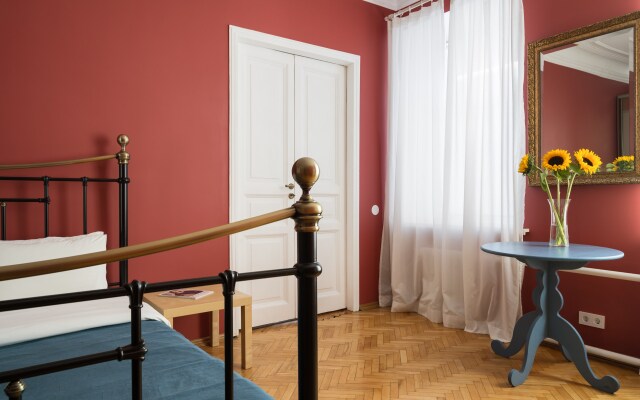 Апартаменты Welcome Home на Адмиралтейской набережной 6