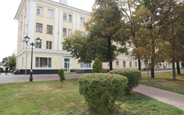 Tsentr Goroda Internatsionalnaya 92 Two-room Apartments