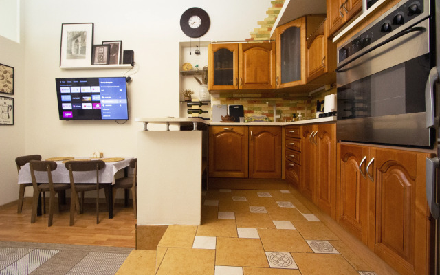 Na Tverskoy Flat