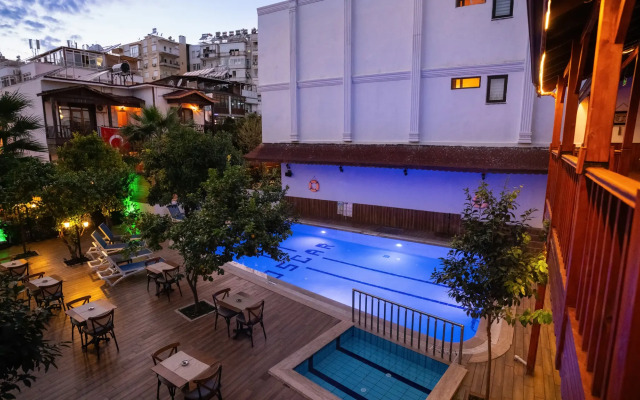 Oscar Boutique Hotel