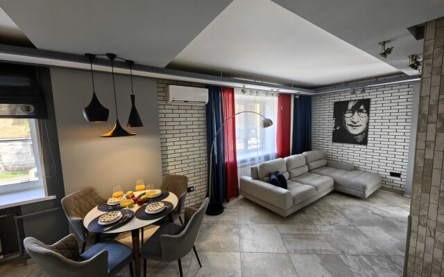 Home Na Prospekte Imeni Gazety Krasnoyarskiy Rabochiy 83 Flat