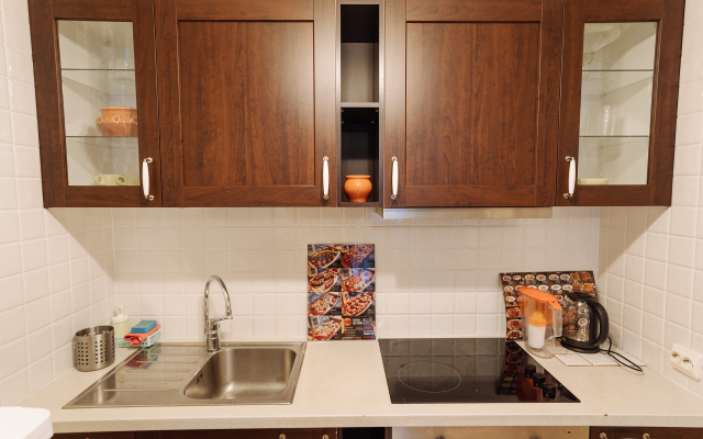 "9 Nochey" Na Sofyi Kovalevskoy 16 #1 Apartments