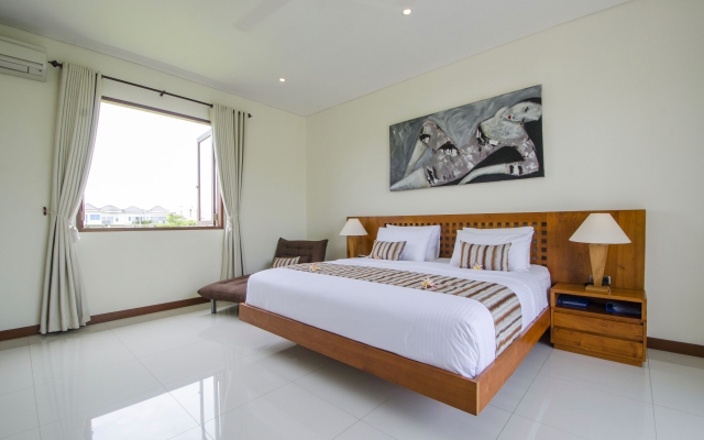 Trendy Villa with Private Pool