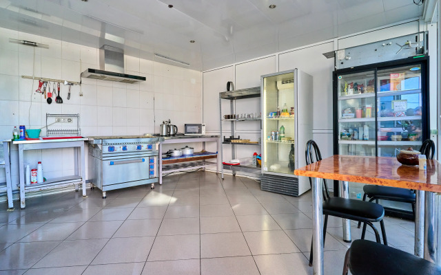 Edelveys Guest House