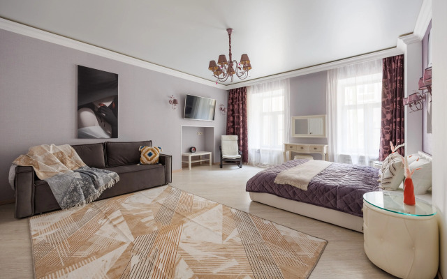 Апартаменты у Эрмитажа 12 гостей Б.Конюшенная 12