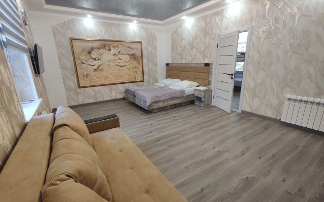 Na Krasnoy Armii 136/7 Apartments