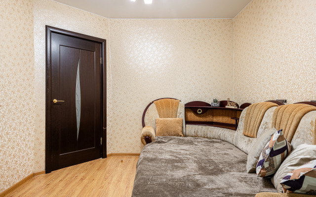 Natali 2-room U Metro Chertanovskaya Apartments