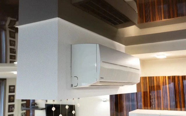 Апартаменты Шикарные трехкомнатные в элитном доме в центре Москвы