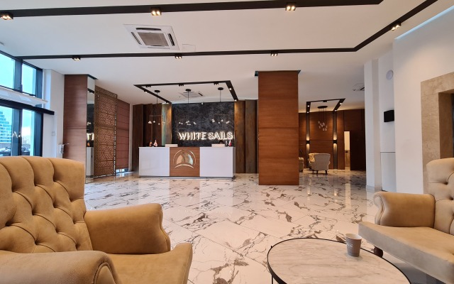S Basseynom Apartments