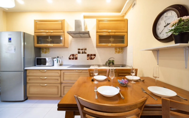 Квартира на Улице Имени Героя Яцкова 10