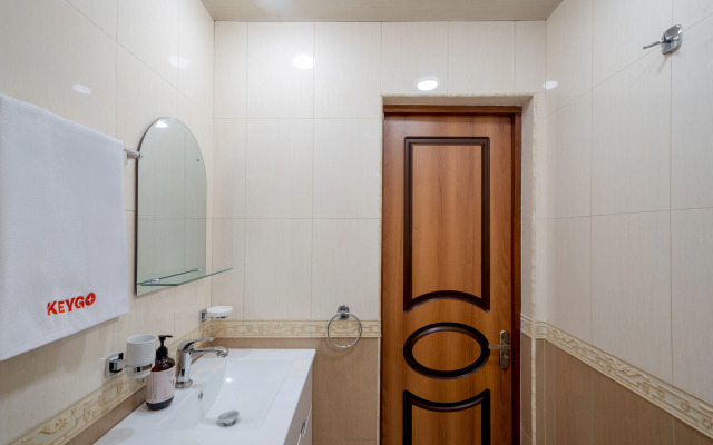 Апартаменты  с 2 спальнями KeyGo 0184 около Ереванского Оперного Театра