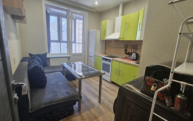 Квартира просторная на бульваре Космонавтов 5