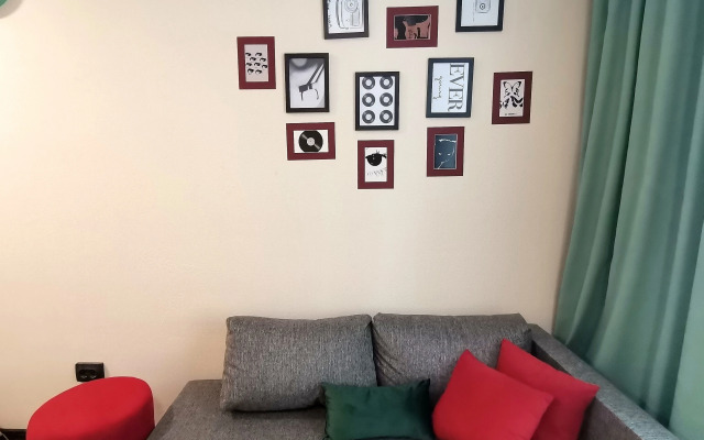 Апартаменты Северное Сияние Мелникайте 83к2 120