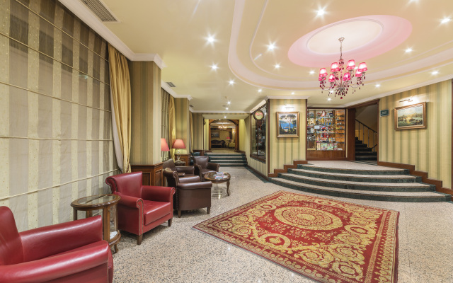 Grand Yavuz Hotel 