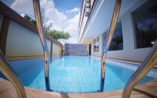 Sky Garden Boutique Hotel