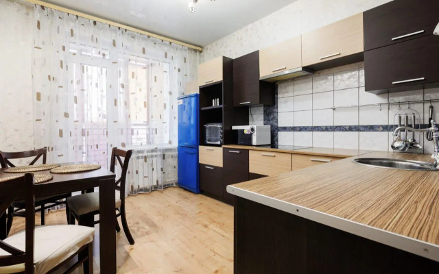 Квартира на Ул Семьи Шамшеных 24к2