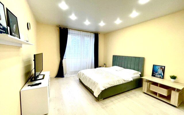 Kvartira V Novom Dome Apartments