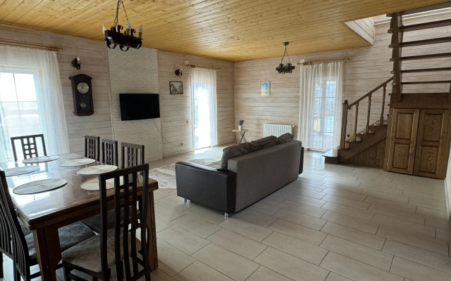 Lake House Guest house