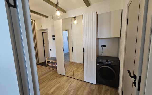 S baltiyskoy dushoy Flat