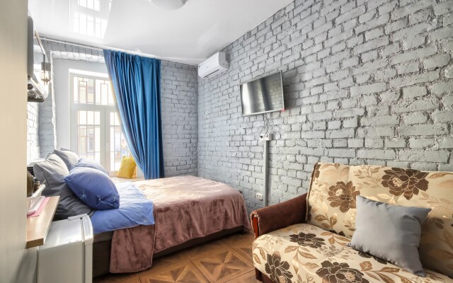 MyhomeYourhome Na Bolshom Kazachyem Pereulke Apartments