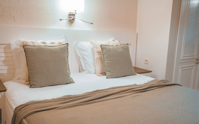 Kimera Lounge Hotel